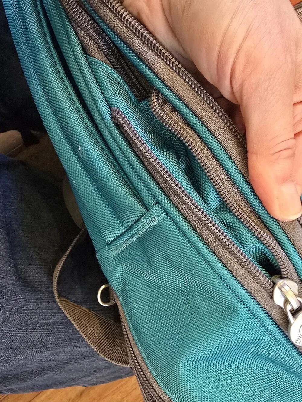 Ebags Convertible Backpack Duffel Suitcase - Picture 9 of 11